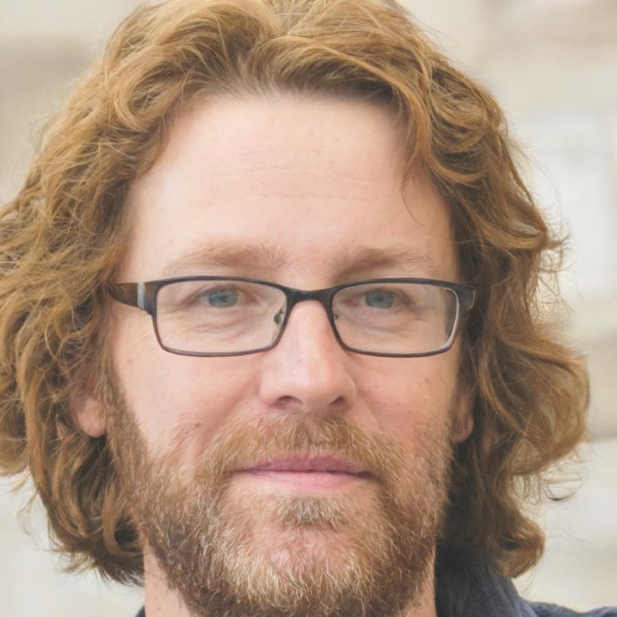 Marcus Schneider, Leitender Finanzstratege bei aureliavionex